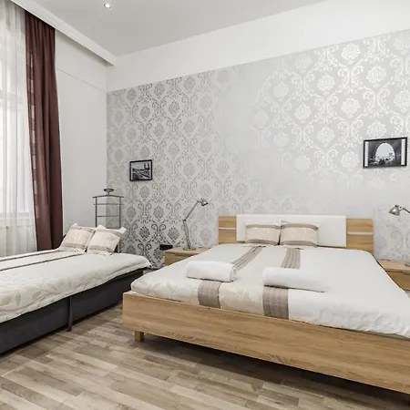Real Semmelweis * Budapest