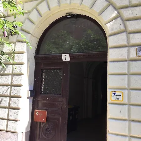 Real Semmelweis Apartment